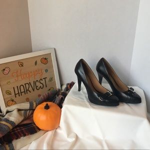 Nine West Retro Pumps